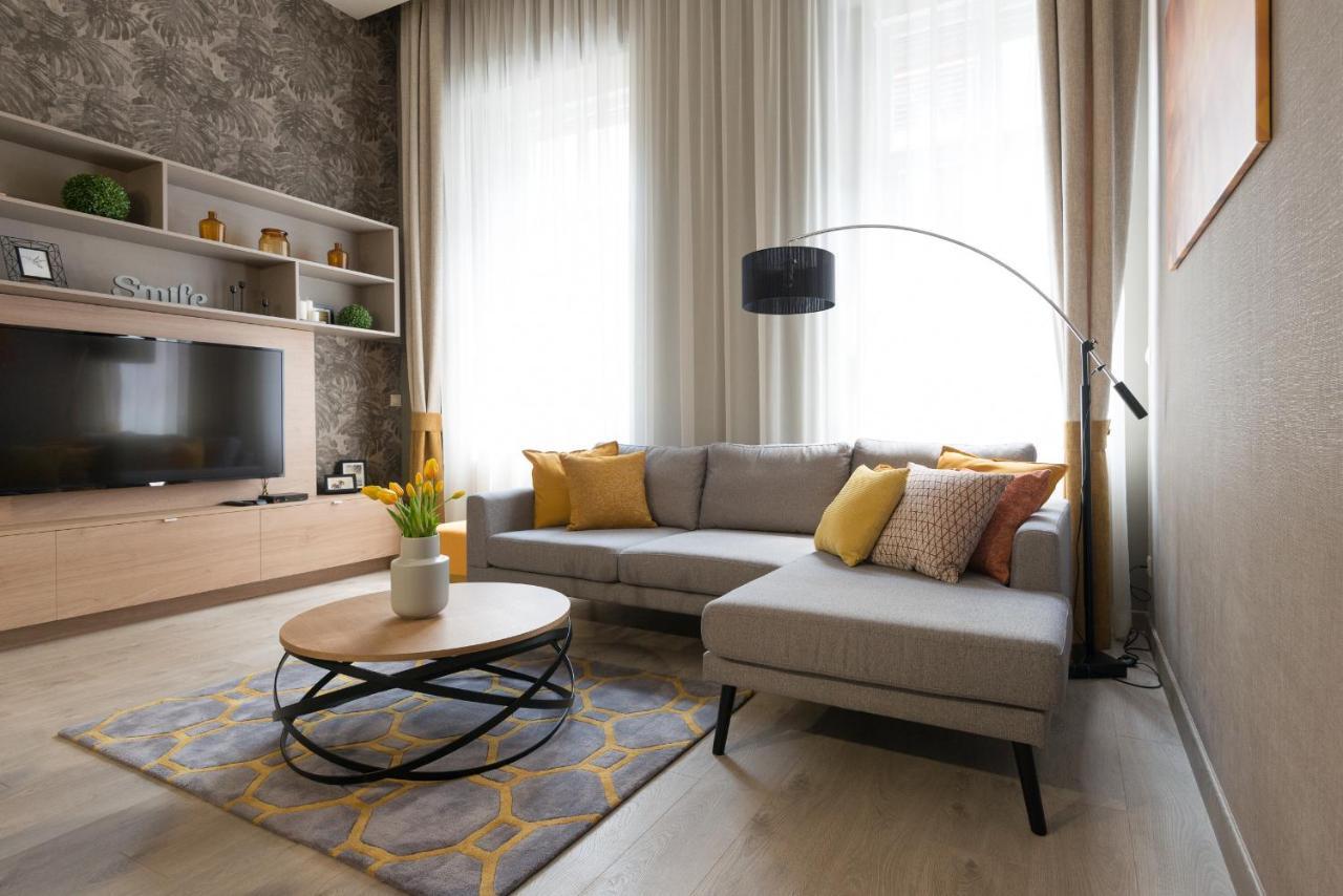 Budapest Paulay Apartments Buitenkant foto
